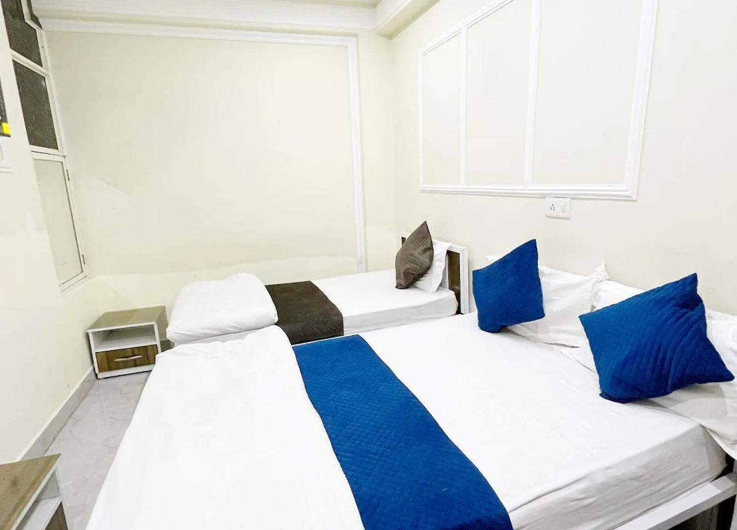 R K Guest House Βαρανάσι 3*,  Ινδία