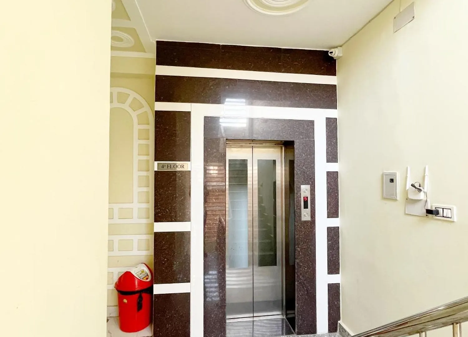 R K Guest House Βαρανάσι Ξενοδοχείο